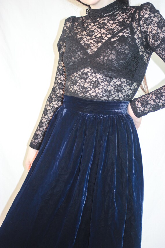 Vintage maxi velvet skirt Victorian style rayon v… - image 6