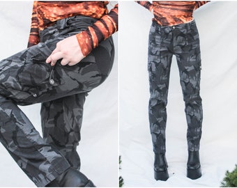Y2K Camouflage Print Hose: Stretchy Grey Military Style