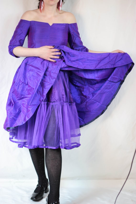Vintage 60s wild silk dress in purple taffeta - image 3
