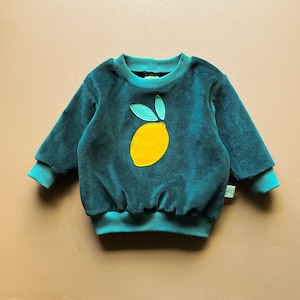 organic, lemon baby pull,  green baby pullover, handmade green baby sweatshirt, Nicki Stoff, baby Nicki pull, green baby pullover