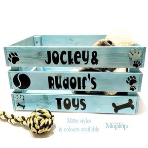 Caja de almacenamiento de juguetes para perros personalizada, caja de madera para juguetes de perros con nombre, jaula de almacenamiento para mascotas personalizada, caja de juguetes para cachorros, soporte para accesorios de perros para uso doméstico en el Reino Unido. imagen 16