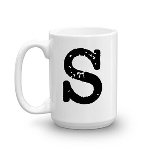 Taza con inicial, letra S, taza de cerámica de 15 oz, taza de regalo para papá, taza para diestros o zurdos, taza de oficina, regalo de inauguración de la casa, amigo secreto, recuerdo