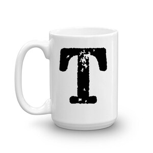 Taza con inicial, letra T, taza de cerámica de 15 oz, taza de regalo para abuelo, taza para diestros o zurdos, regalo para hombre, taza de oficina, regalo de inauguración de la casa