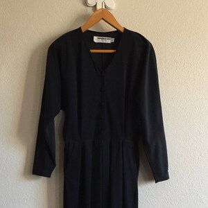 Women&#39;s Medium - Vintage 90s Black Velvet Long-Sleeve Full-Length Button-up Jumpsuit with Stirrups ~ Tapemeasure