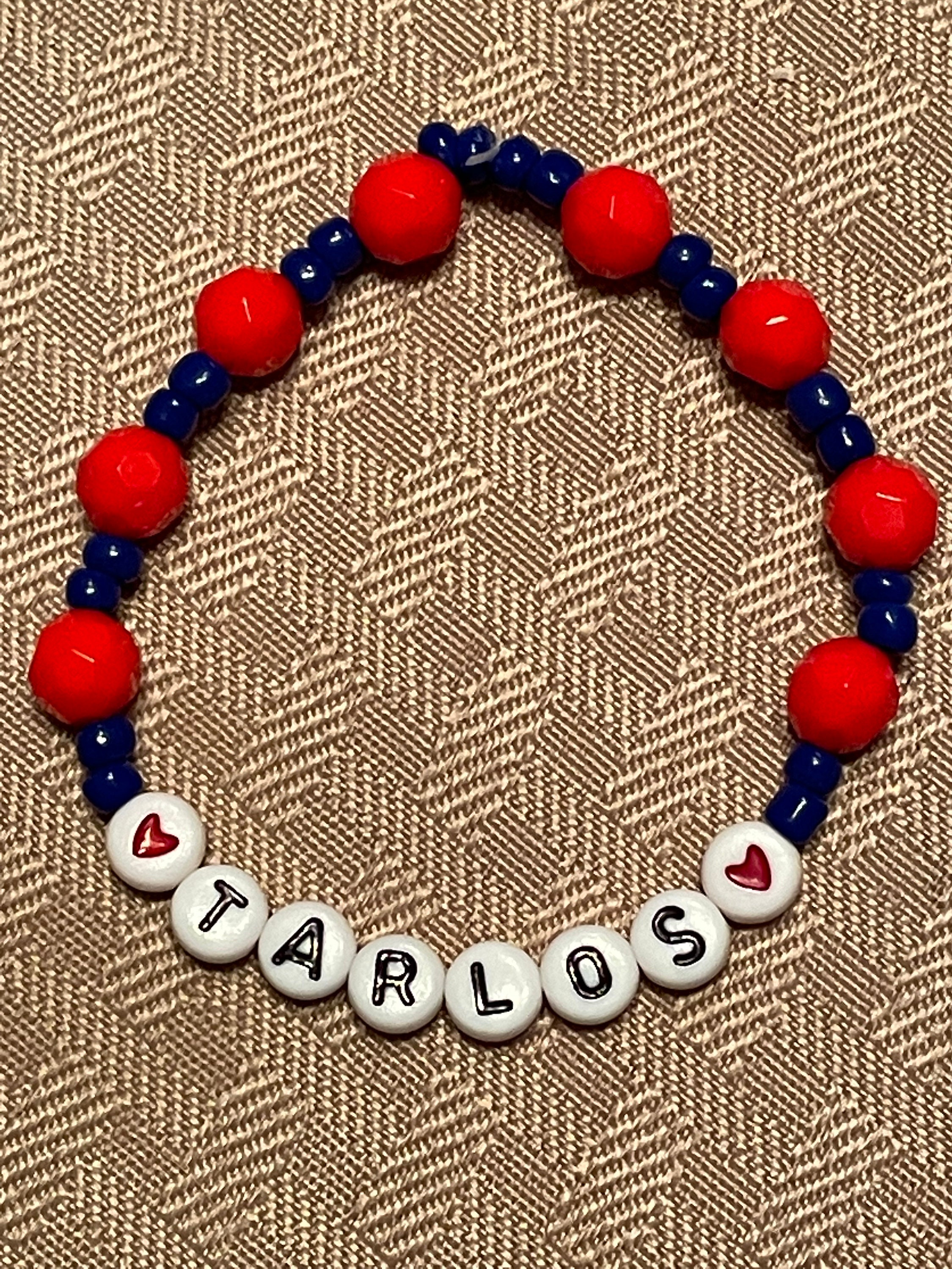 9-1-1 Estrella Solitaria Tarlos T.K. Y pulsera inspirada en Carlos