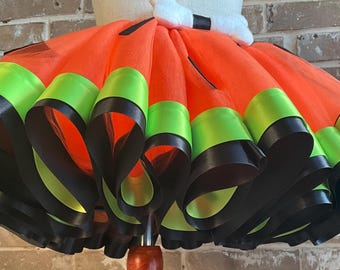 Orange & Green Prehistoric-Inspired Tutu Skirt – High Quality Halloween or Costume Party Tulle Skirt with Bone Bow