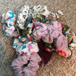Scrap Fabric Scrunchie