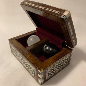Urim & Thummim Real Stones in Mother of Pearl Box