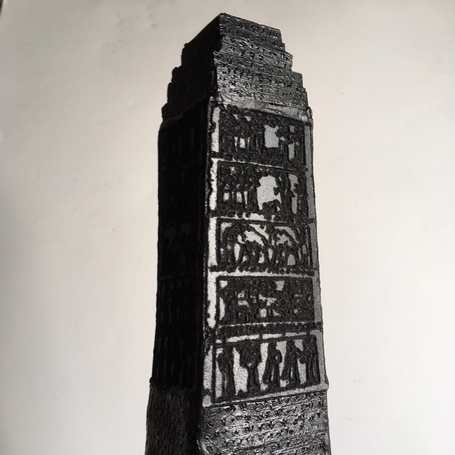 ま*ん様 置き物 Black Obelisk of Shalmaneser III Model - Etsy 日本