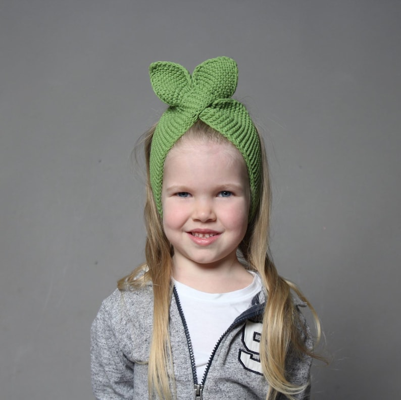 Green boho headwrap Knitted baby bow turban