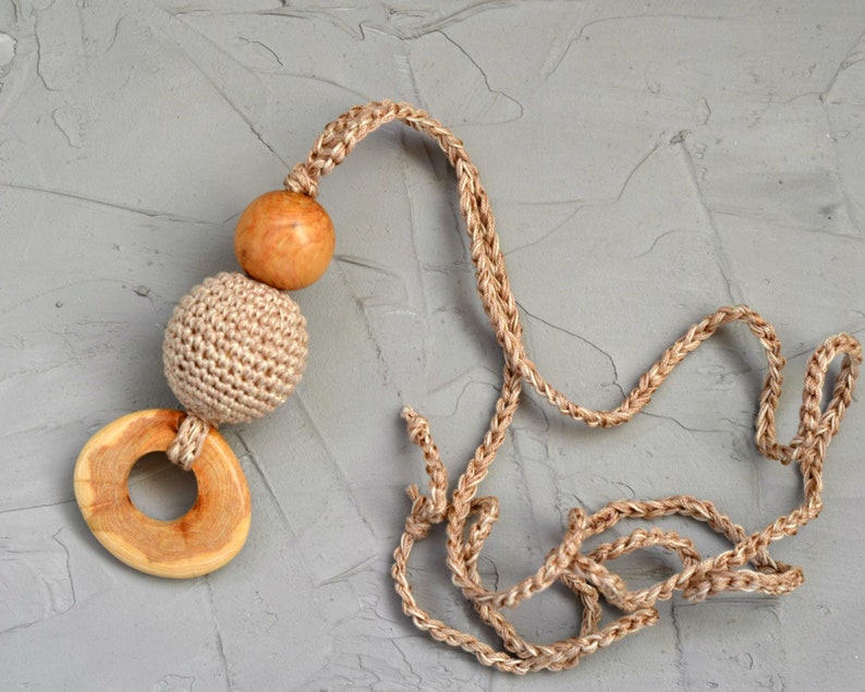 Wooden nursing pendant Teething necklace for mom Baby shower gift toy
