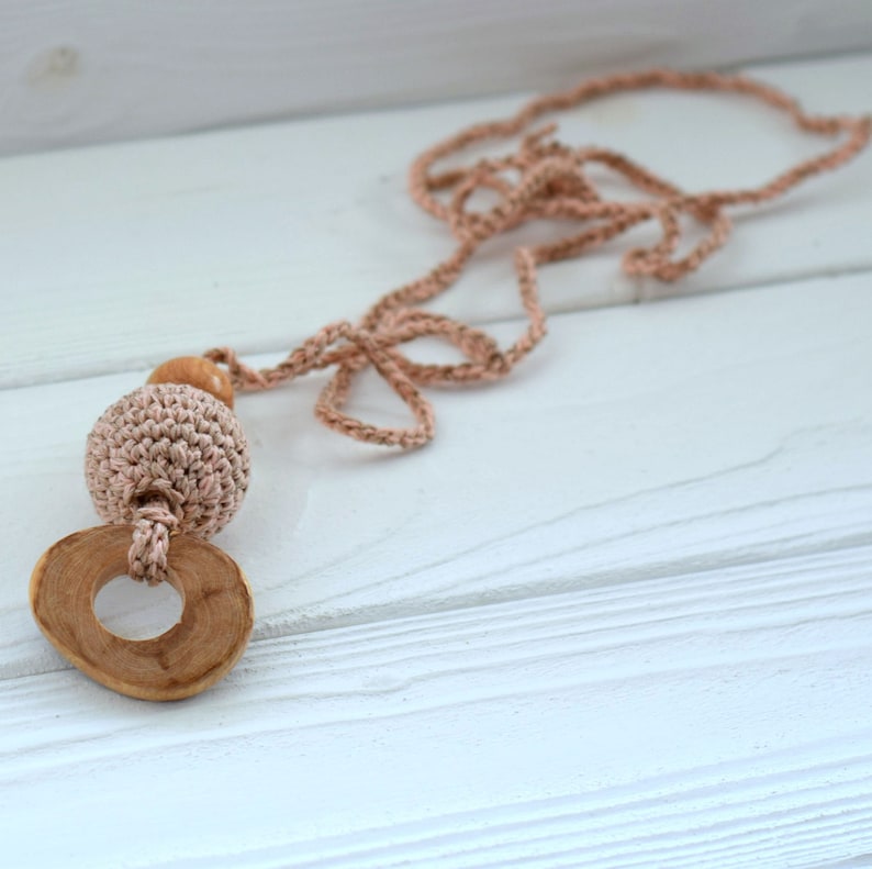 Wooden nursing pendant Teething necklace for mom Baby shower gift toy