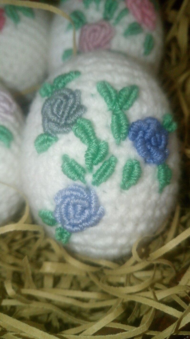 Vegan Easter Eggs Easter Egg Crochet with Three 3 D Roses Spring Home Decor Luxurious Easter Egg Crochet Amigurumi Eggs