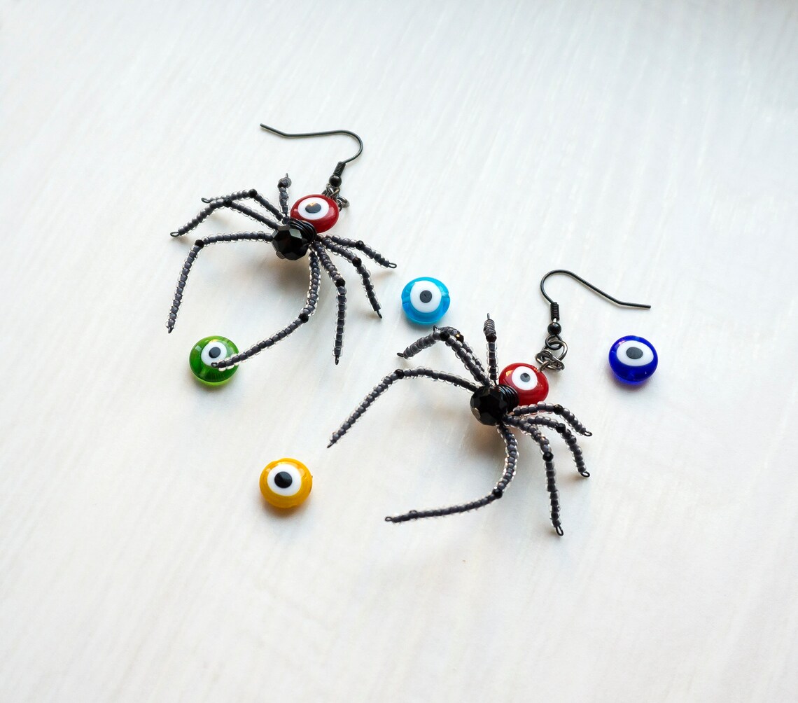 Gothic Oorbellen Met Hangende Spin main image 1