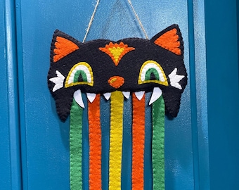 Halloween Cat Felt Wall Art, Retro Themed Halloween Decor