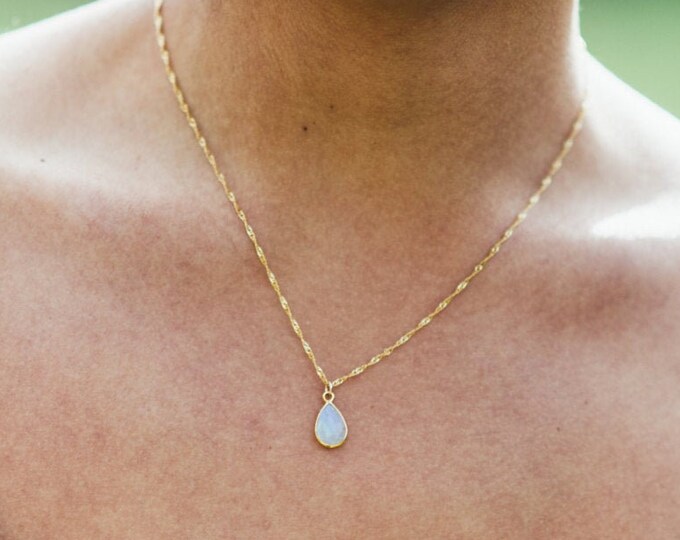 Gold Wedding Jewelry Wedding Necklace Gold Necklace For Women Moonstone Gold Necklace Moonstone Jewelry Gold Filled Moonstone Necklace