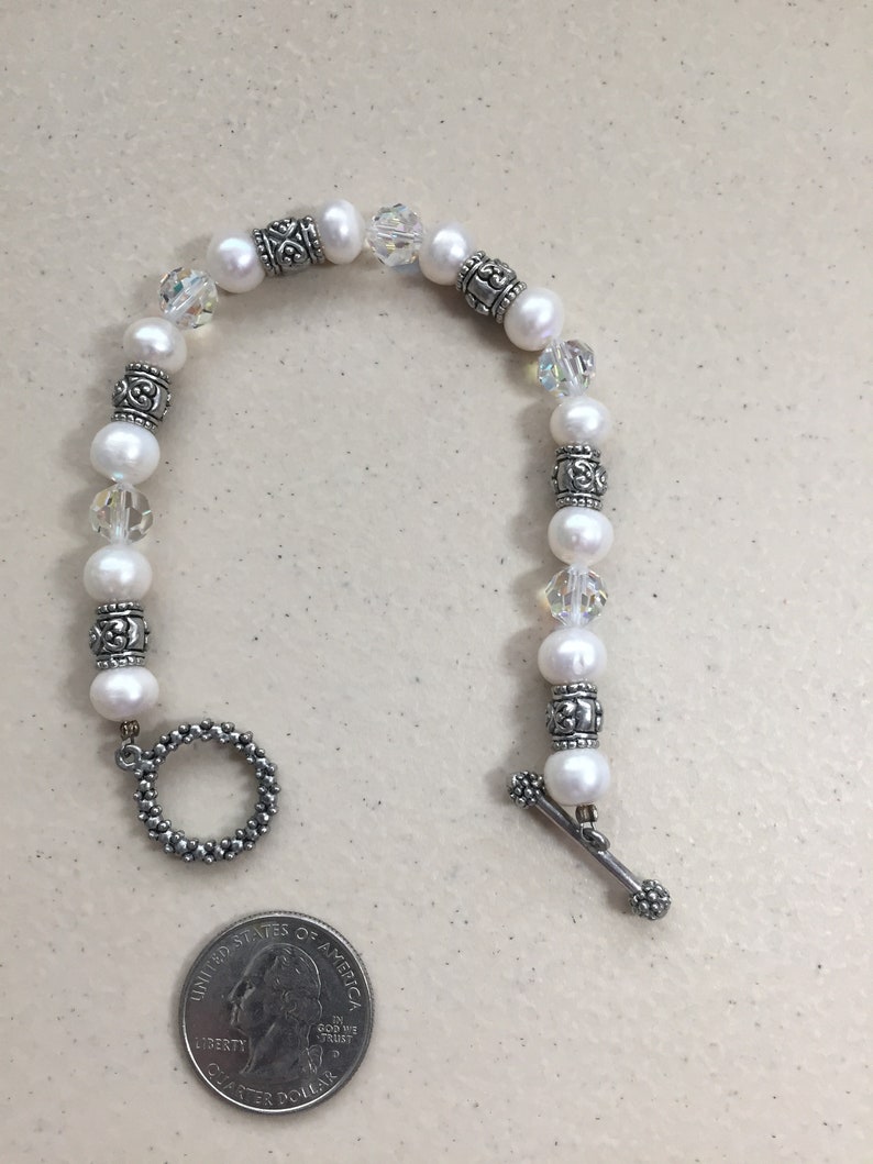Bracelet Pearl Crystal Pewter Beads Toggle Clasp