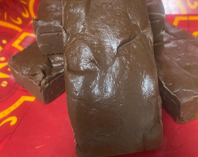 Milk Chocolate Fudge *nut free* 1/2 pound