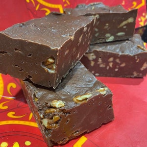 Milk Chocolate Pecan Fudge 1/2 pound