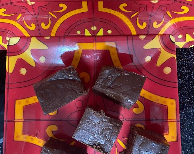 Milk Chocolate Fudge *nut free* 1/2 pound