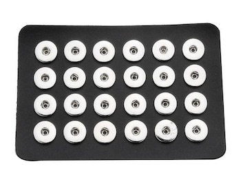 Snap Organizer for snap jewelry.  Black Leather Soft Snap Display; 24 Button Snap Holder. Fits 18-20mm Ginger Snaps, Noosa, Magnolia Vine, A