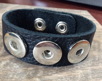 Snap Bracelet Black Soft Suede Leather Cuff Snap Bracelet, Silvertone.  Fits 18-20mm Ginger Snaps, Noosa, Magnolia & Vine, B11