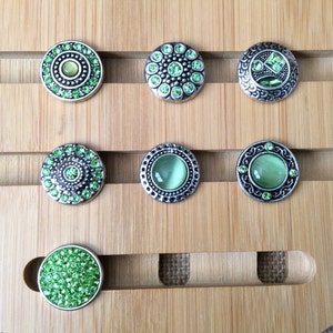 Green Snap Charms for snap jewelry, Green Snap Button Jewelry.  Fits 18mm Ginger Snaps, Noosa, Magnolia & Vine, others, SC7