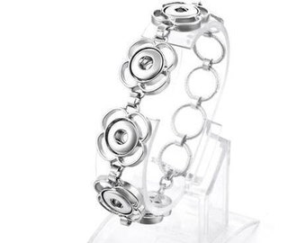 Snap Bracelet Flower 5 Snap Bracelet, Adjustable Toggle Closure, Silvertone.  Fits 12mm PETITE/MINI Ginger snaps, Magnolia & Vine BP1-V