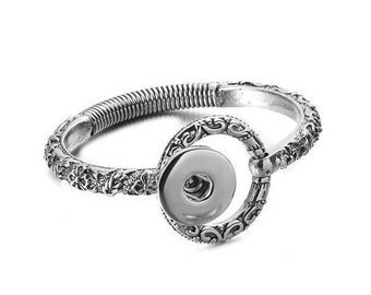 Snap Bracelet, Snap Bangle, Snap Jewelry Bracelet, Circle Ring Bracelet, Silvertone, Fits 18mm Ginger Snaps, Magnolia Vine B50-V