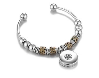 Snap Bracelet Bangle Snap Bracelet, Beaded Bangle Cuff, Silvertone.  Fits 18mm Ginger Snaps, Noosa, Magnolia & Vine, B1-V