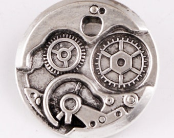 Gear Snap Steampunk Gear Snap Charm for Snap Jewelry.  Fits 18mm Ginger Snaps, Noosa, Magnolia & Vine, SC32