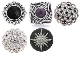 Snap Charms Black, White, Black and White, Silver Snap Charms for Snap Jewelry.  Fits 18-20mm Ginger Snaps, Noosa, Magnolia and Vine, SC67