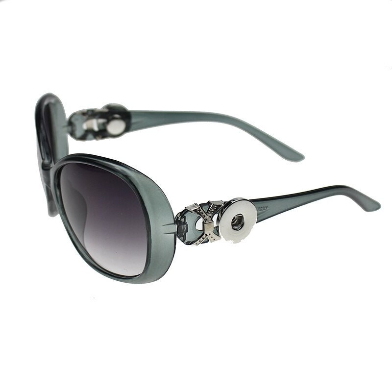 Snap Sunglasses 6 Colors Black, White, Red, Blue, Green, Gray Snap
