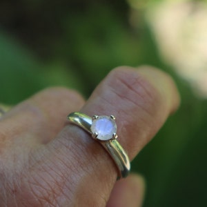 Natural Rainbow Moonstone on Solid 925 Silver Solitaire Engagement / Anniversary / Friendship /Dress Ring image 3