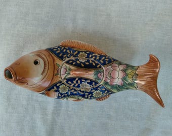 Qing Ming Dynasty Porcelain Koi Fish/Antique Made in Macan/Fine China