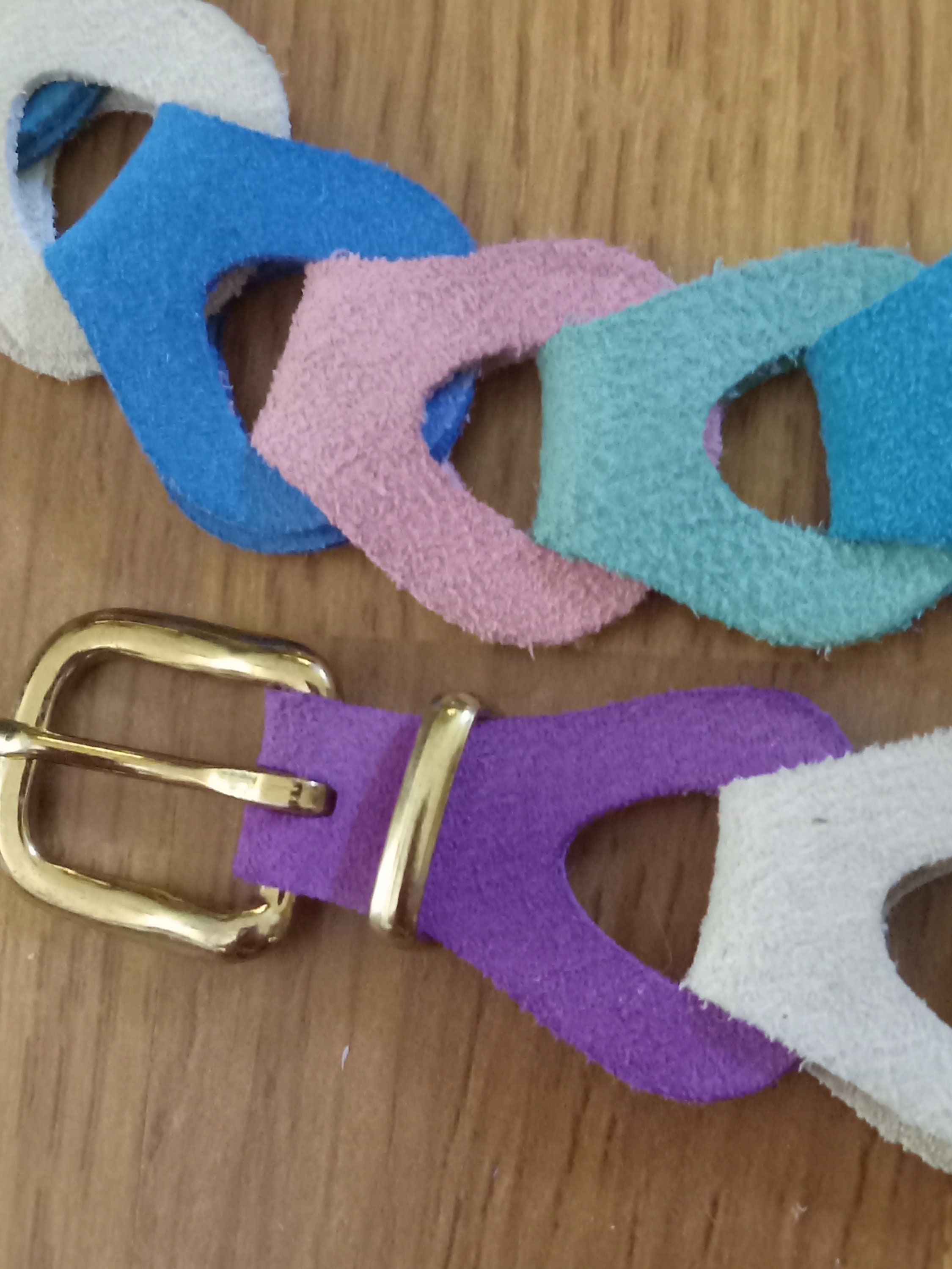Vtg Suede Leather Linked Belt/multicolored/adjustable  display picture 3