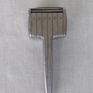 Ebaloy Ice Crusher/Hand Ice Cube Chipper/Mid-Century/Bar Equipment/Cast Aluminum