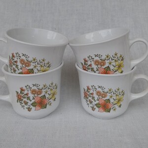 Corelle Indian Summer/Corning/Set of Four Cups