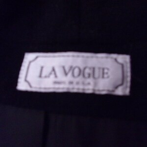 May include: A white label with black text that reads "LA VOGUE" and "Made in U.S.A."