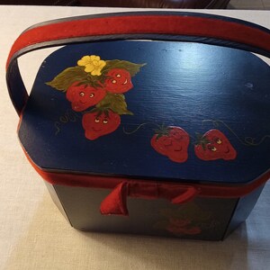 Basket Purse/Hobbyist Purse/ Sighed Margaret Burns/Wood Fabric Lined/Mirror in Lid/1960's/Mom Gift/Painted Strawberries