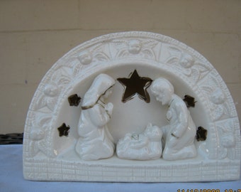 Nativity Display/Candle Holder/Half-Dome / Baby Jesus, Mary and Joseph/Star Cut-outs