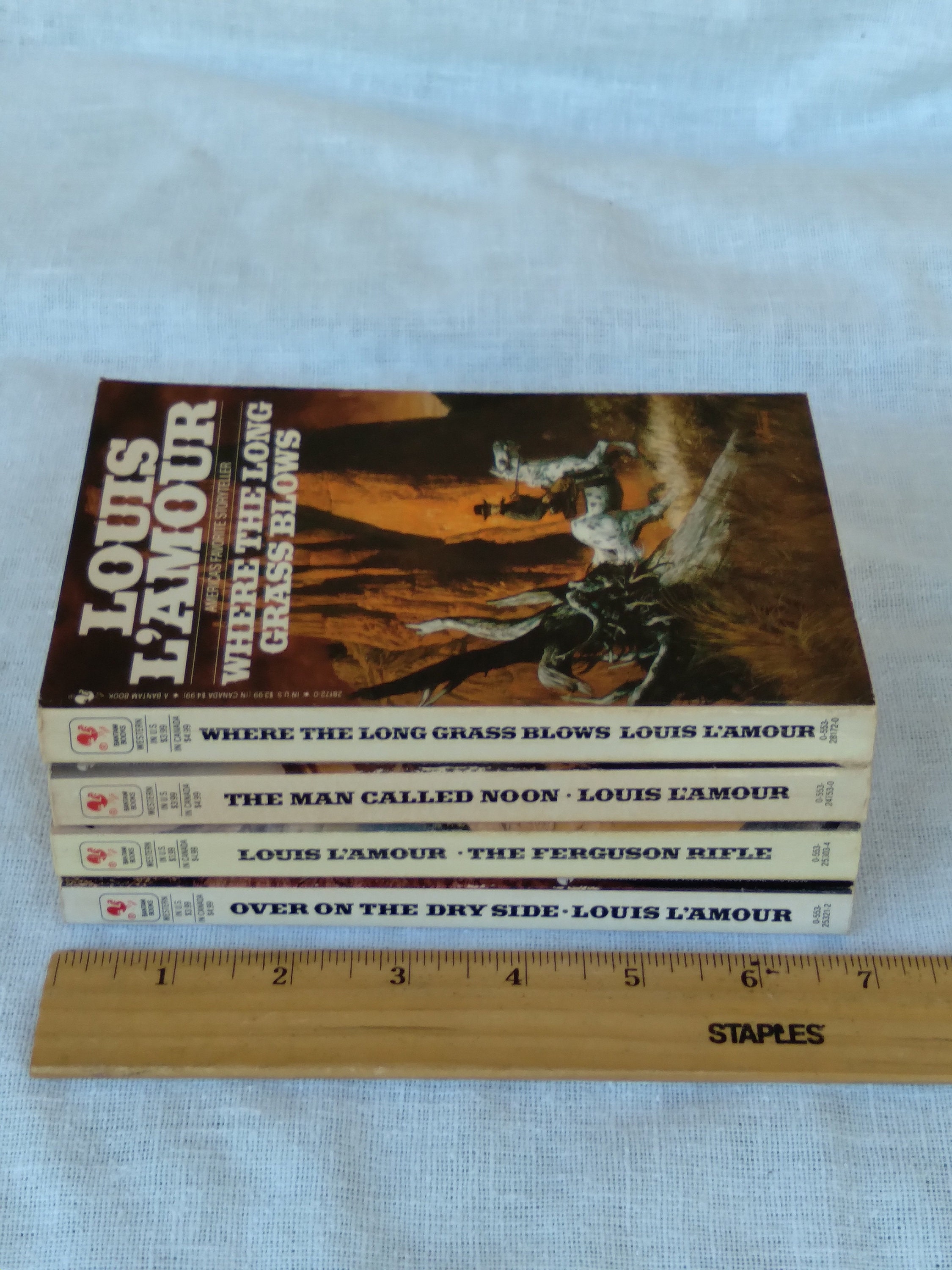 Long Ride Home Western Paperback Book by Louis L'Amour from Bantam  Books 1989