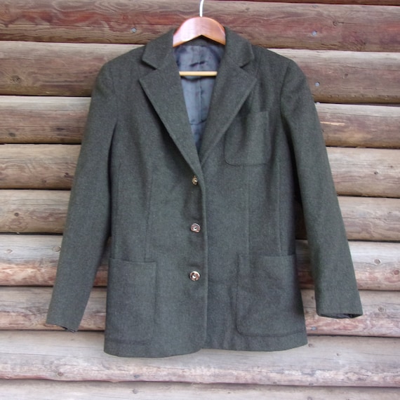 Vintage Blazer, Home or Taylor Made, Sage Green 3 Button Jacket, Paisley Print Satin Lining, Small Size