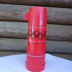 Gamble Skogmo Vintage  Pint Vacuum Bottle, Red Circle Design, Bottle, Cup and Stopper, Complete Useable Vacuum Hot/ Cold Bottle,1960&#39;s