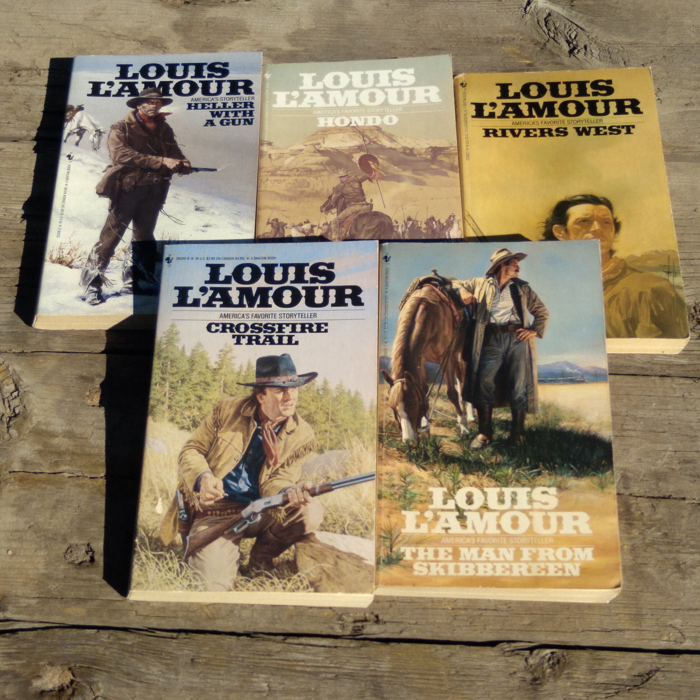 Louis L'amour/set of 5 Paperback Westerns/vintage 