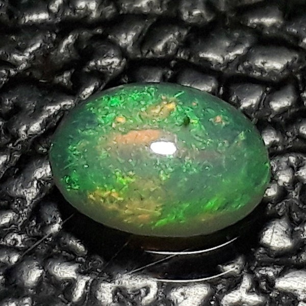 Opal Cabs, Loose Opal Gemstone,Ethiopian Opal Cabochon - 7x5 mm Opal Stone, Oval 5x7mm Opal Cabs, Green Fire Opal Gemstone. *O-81