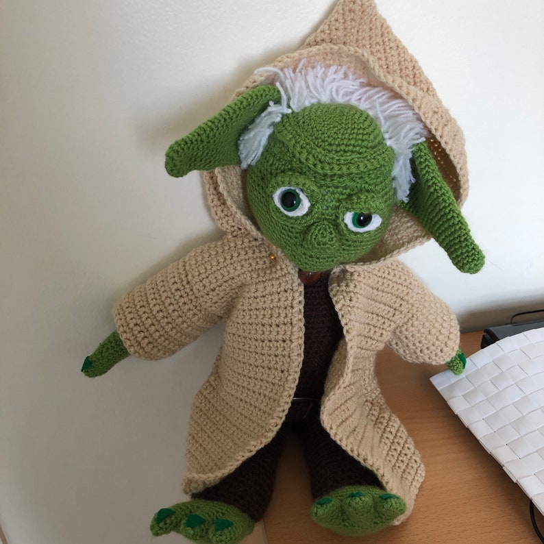 PDF De MAITRE YODA au crochet en Fran\u00e7ais et en Anglais a t\u00e9l\u00e9charger