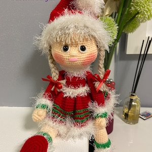 Mademoiselle Noël, crochet, PDF file to download (in French)