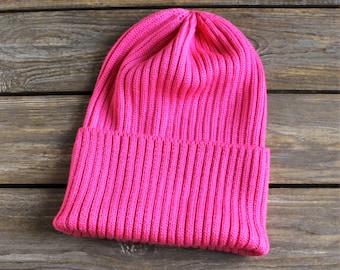 Ribbed hot pink beanie, made with extra soft pure merino wool