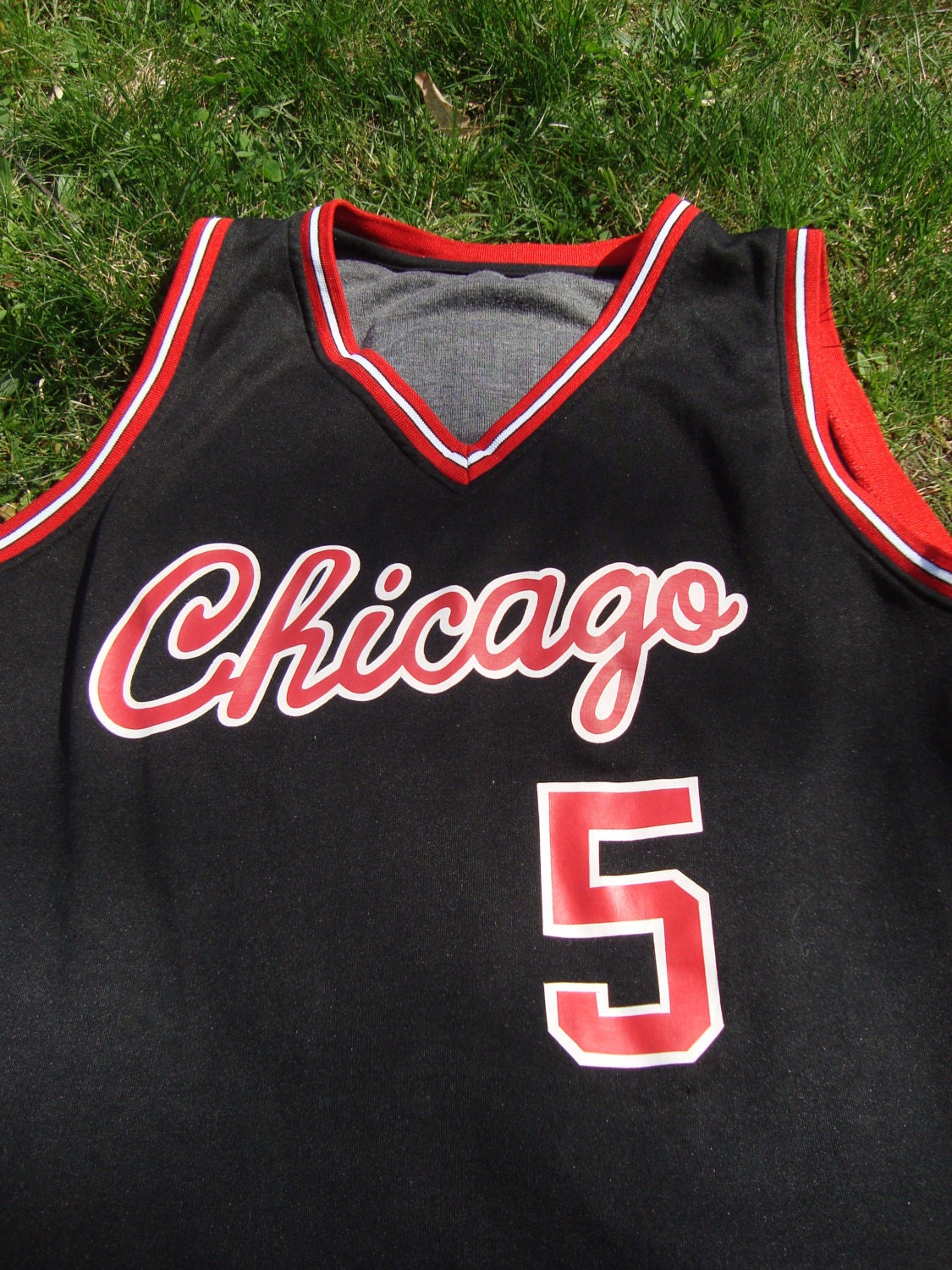 Buy Nike Black Chicago Bulls Statement Jersey for Men in Bahrain